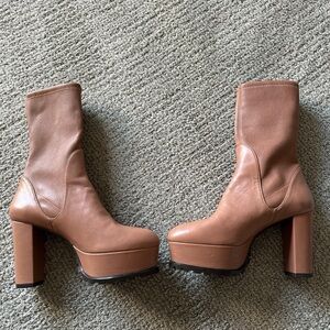 Stuart Weitzman Platform Boots (Size 6)